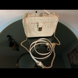 Brahman -Evie Satchel/Shoulder bag❣️